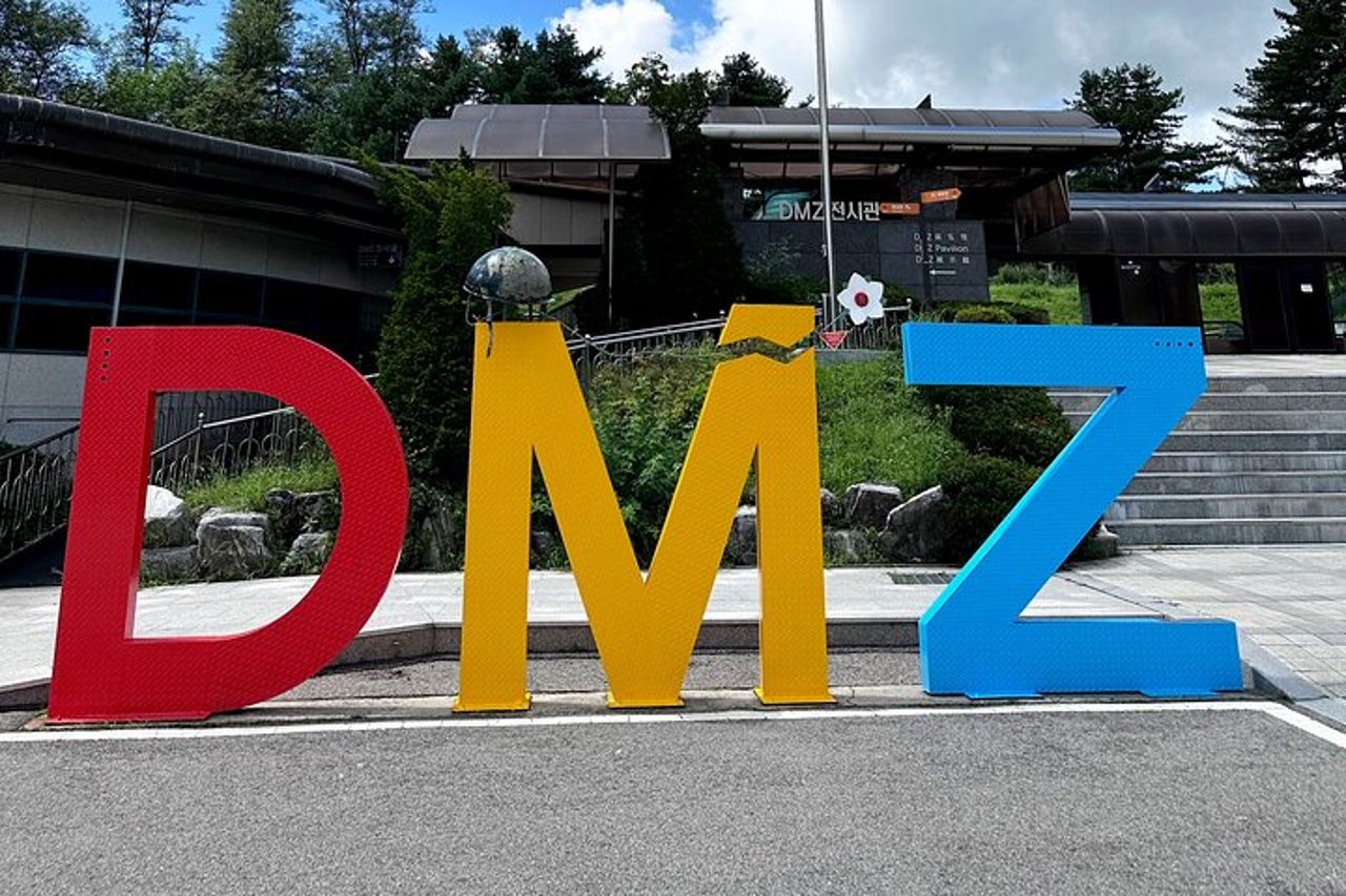 DMZ Tour : Incontro dei disertori di NK, 3° tunnel e ponte sospeso — 9