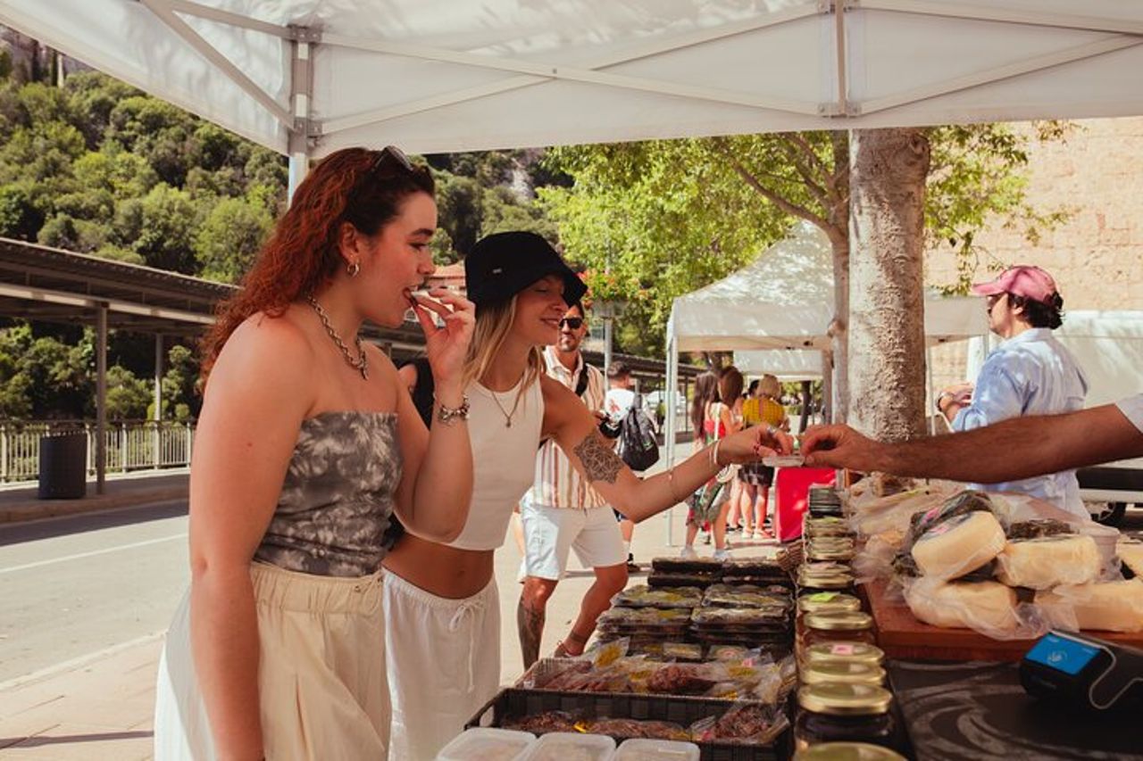 Tour di Montserrat con Madonna Nera e due opzioni di partenza — 9