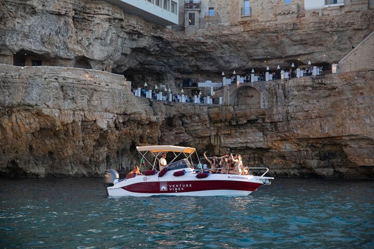 Exclusive 2-Hour Boat Party in Polignano a Mare — 6