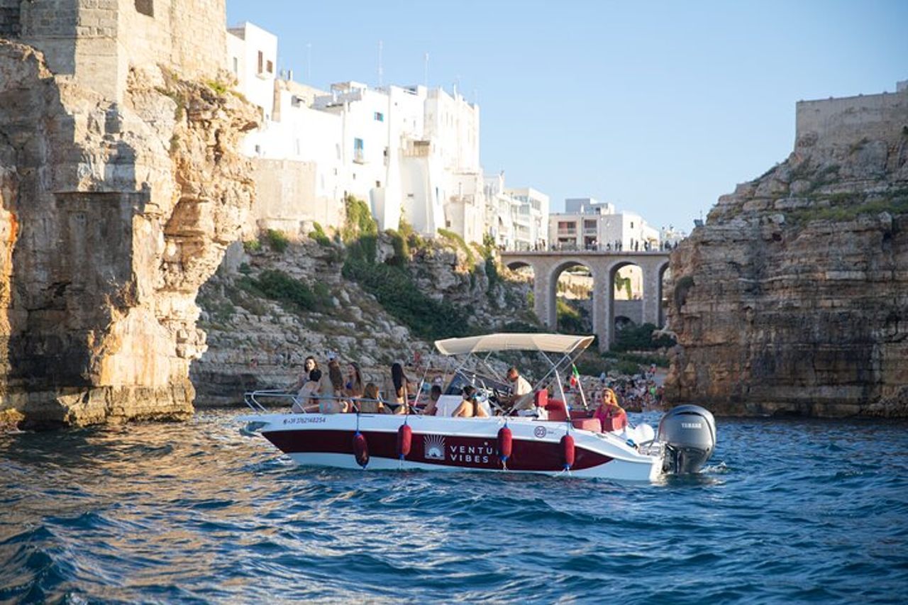 Exclusive 2-Hour Boat Party in Polignano a Mare — 9