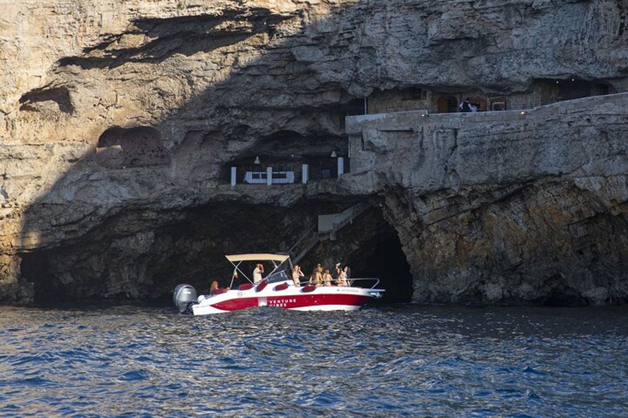 Exclusive 8-Hour Private Boat Tour in Polignano a Mare — 4