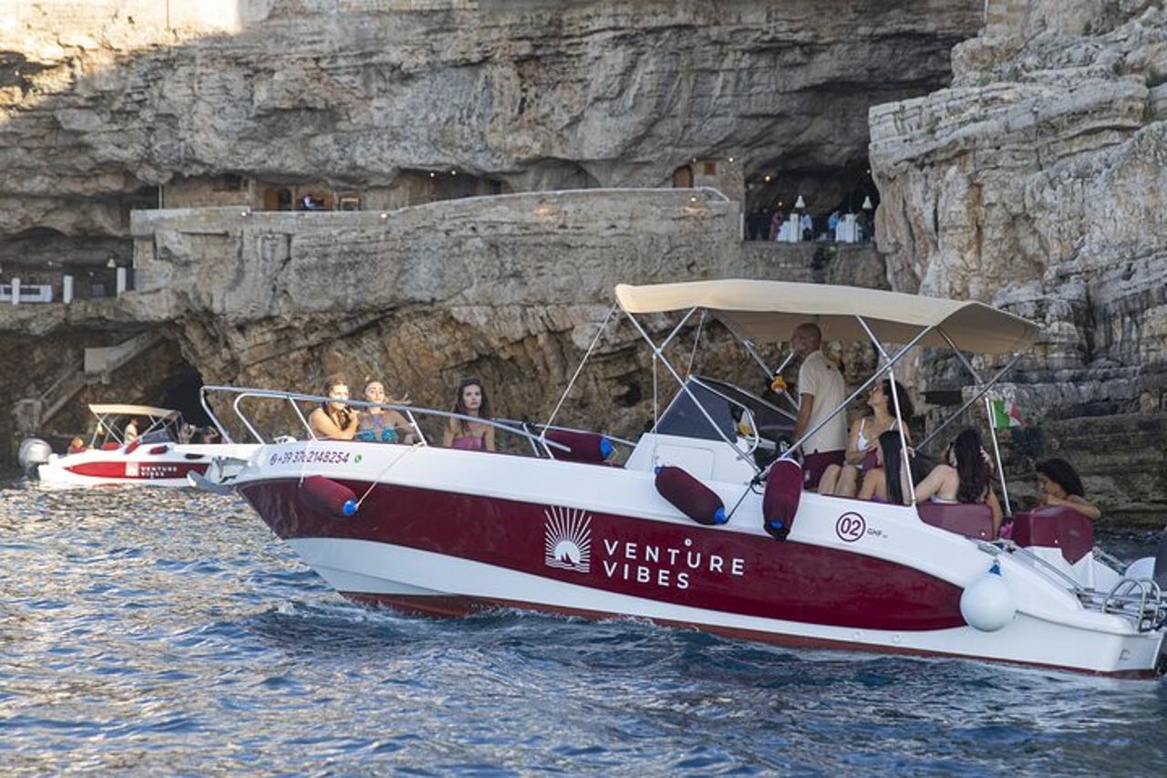 Exclusive 2-Hour Private Boat Tour in Polignano a Mare — 2