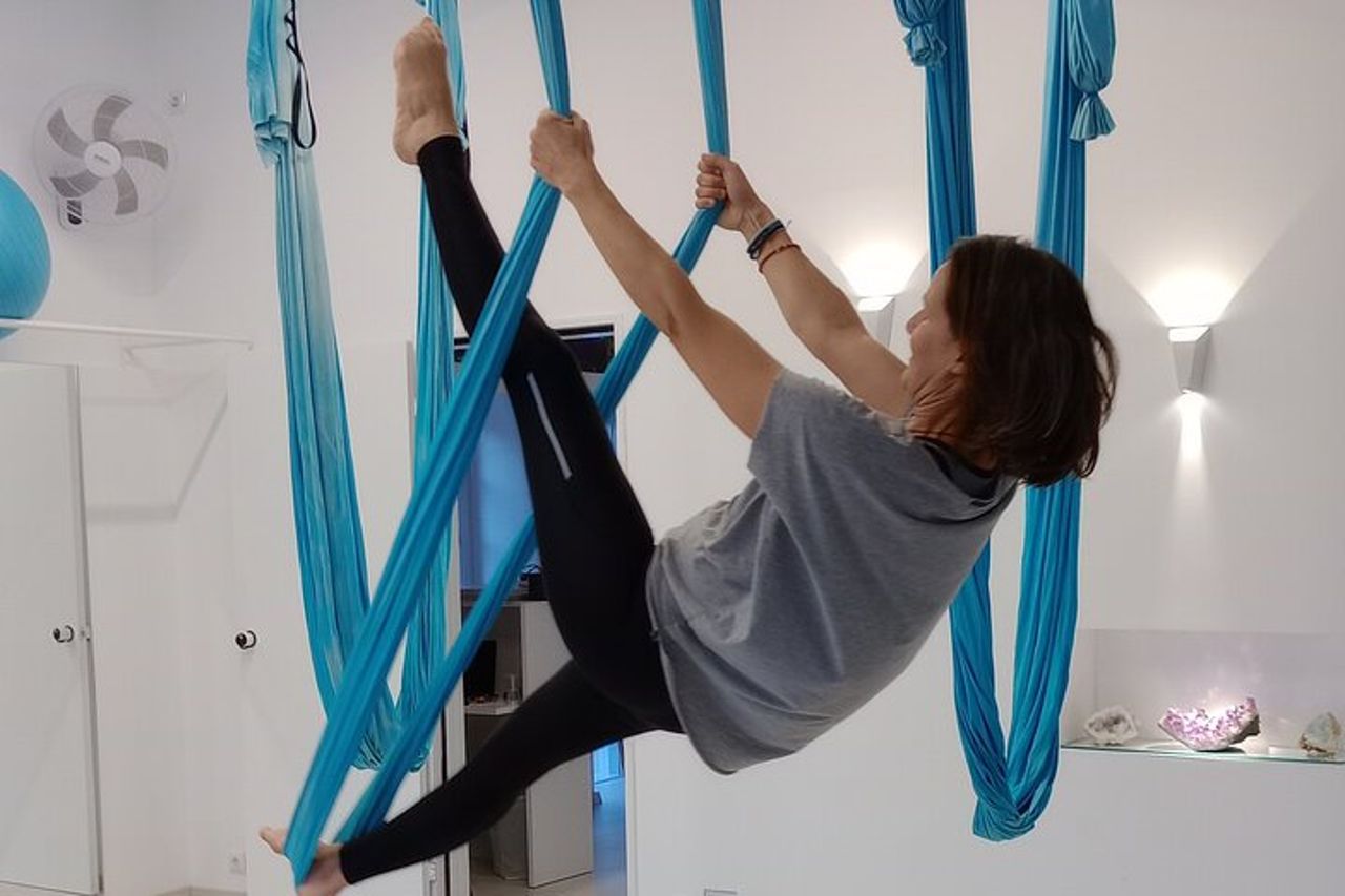 Flusso di yoga aereo — 5