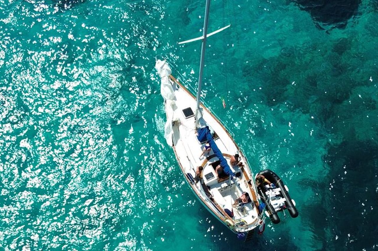 Premium Vela nell'arcipelago di La Maddalena (8 passeggeri max!)