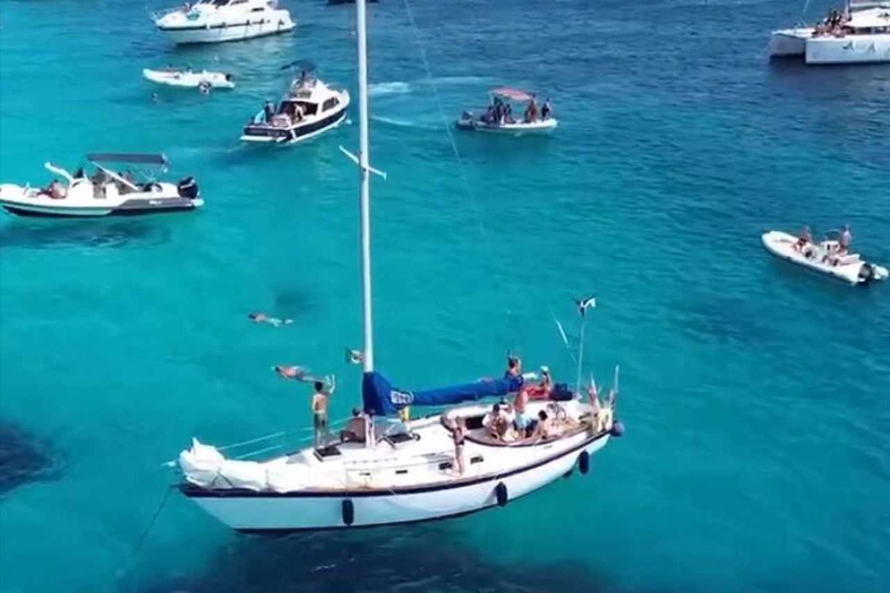 Premium Vela nell'arcipelago di La Maddalena (8 passeggeri max!) — 2