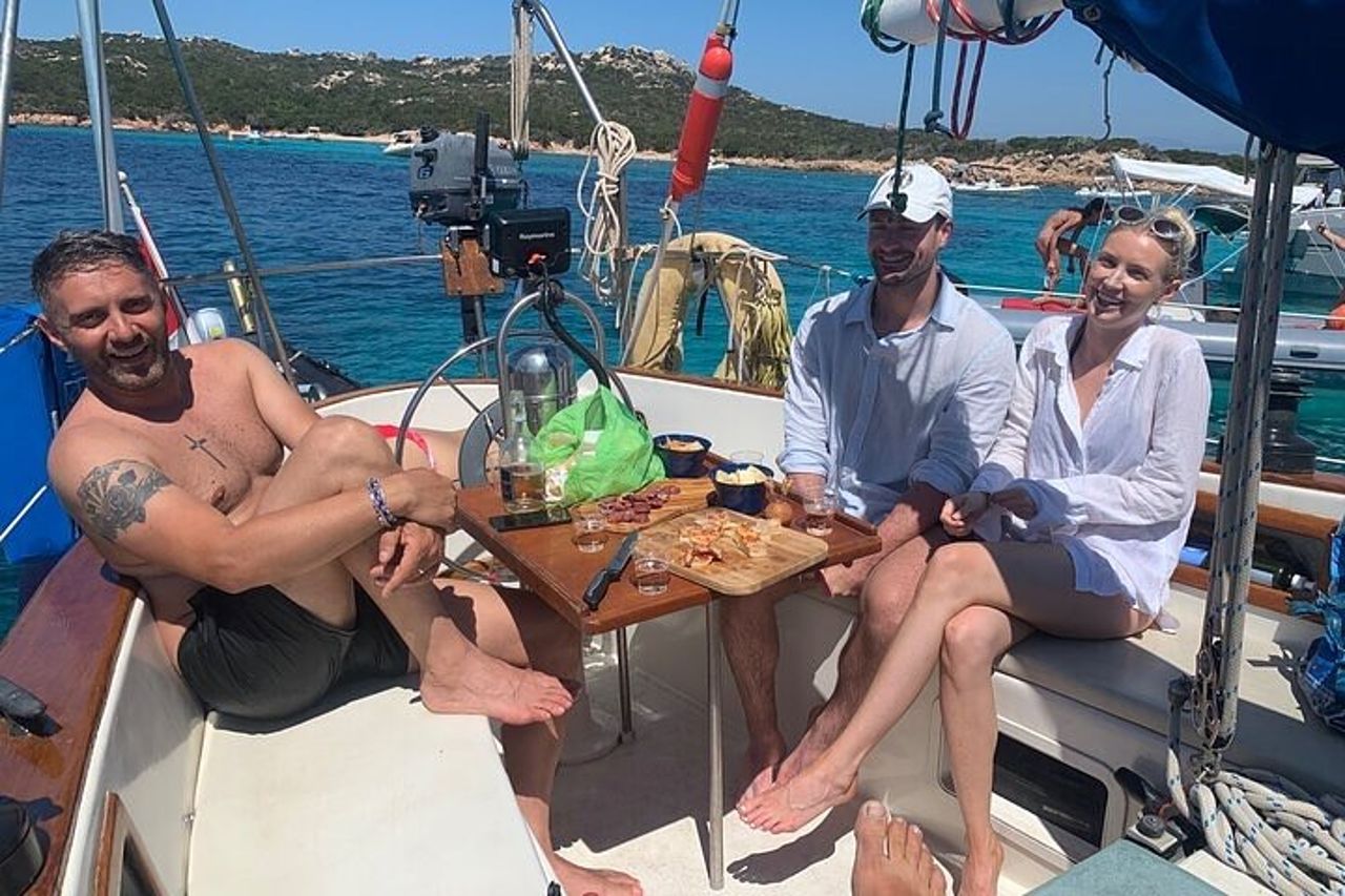Premium Vela nell'arcipelago di La Maddalena (8 passeggeri max!) — 9