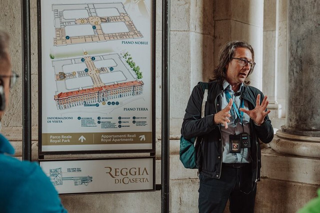 Tour per piccoli gruppi alla Reggia di Caserta — 2