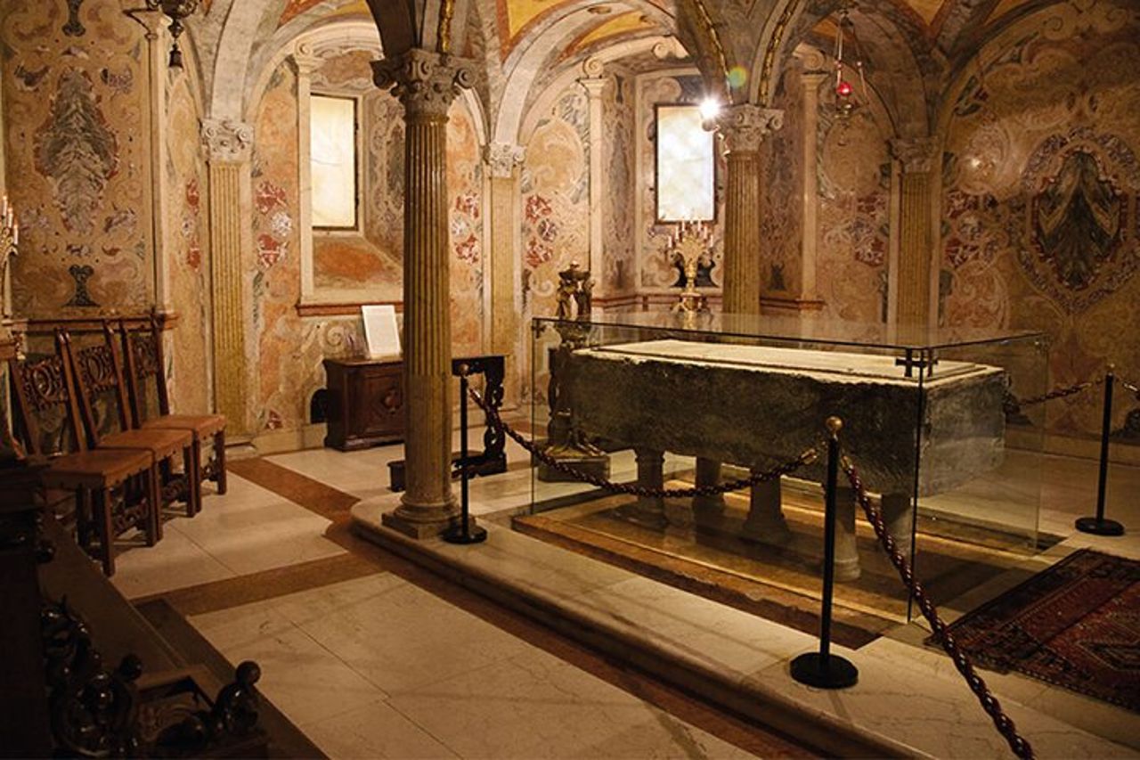 Tour a piedi di Modena con audioguida e guida scritta da un locale — 5