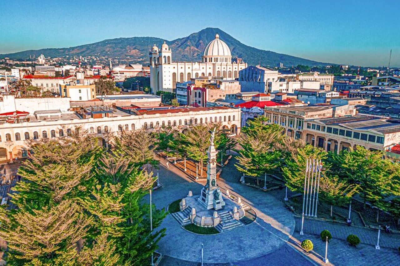 Mezza giornata | Tour della città di San Salvador — 9