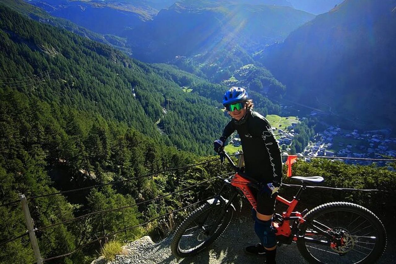 3 ore di mountain bike guidata a Zermatt — 2