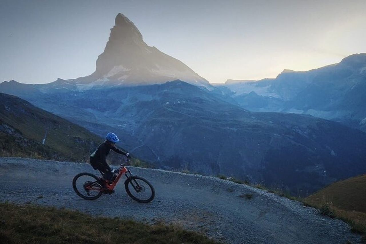 3 ore di mountain bike guidata a Zermatt — 4