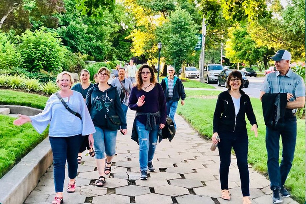 2 - hr Giorno o Notte PRIVATO Haunted Old Louisville Walk (1 - 15 pp) — 9