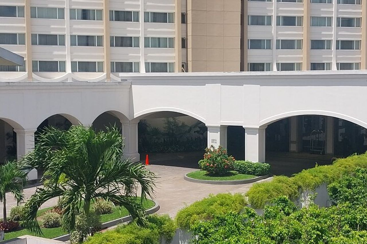 Trasporto verso l'HOTEL REAL INTERCONTINENTAL SAN SALVADOR — 8