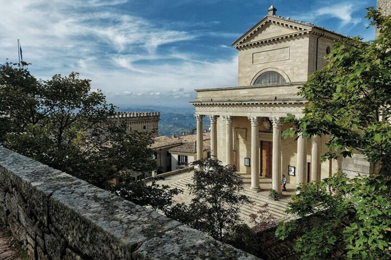 Tour a piedi di San Marino con audioguida e guida scritta — 8