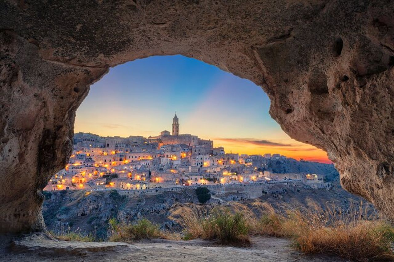 Tour a Alberobello e Matera in Autonomia da Polignano e Bari