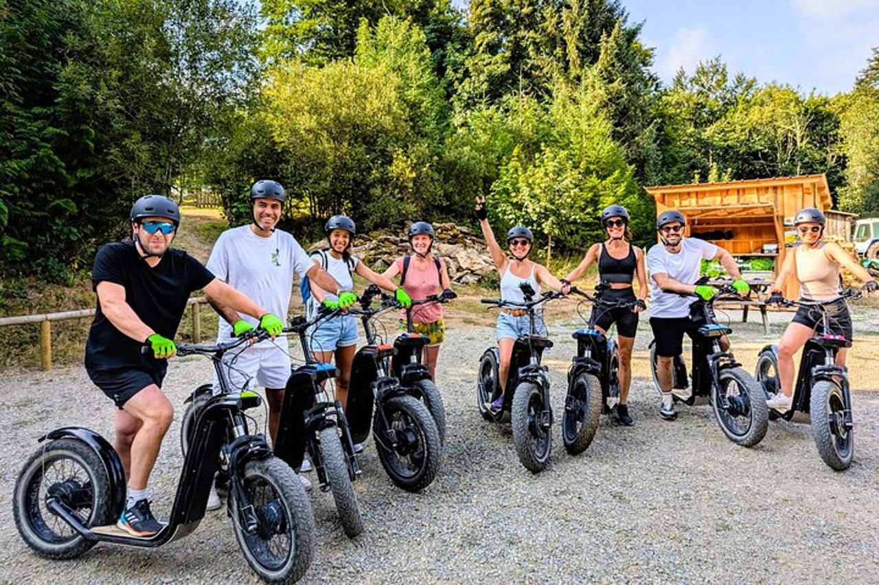 Esplora le foreste dell'Alta Linguadoca su uno scooter elettrico — 3