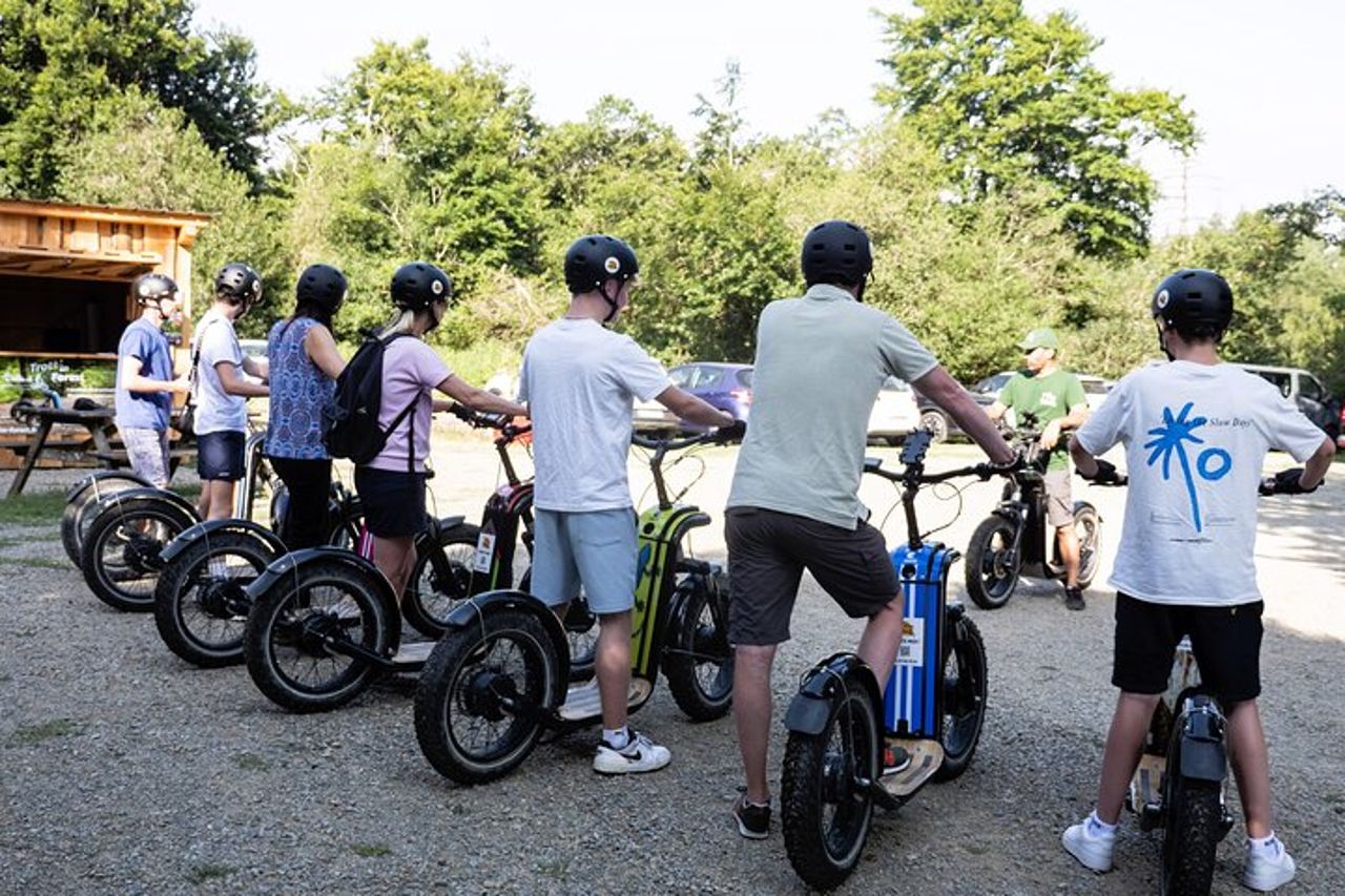Esplora le foreste dell'Alta Linguadoca su uno scooter elettrico — 8