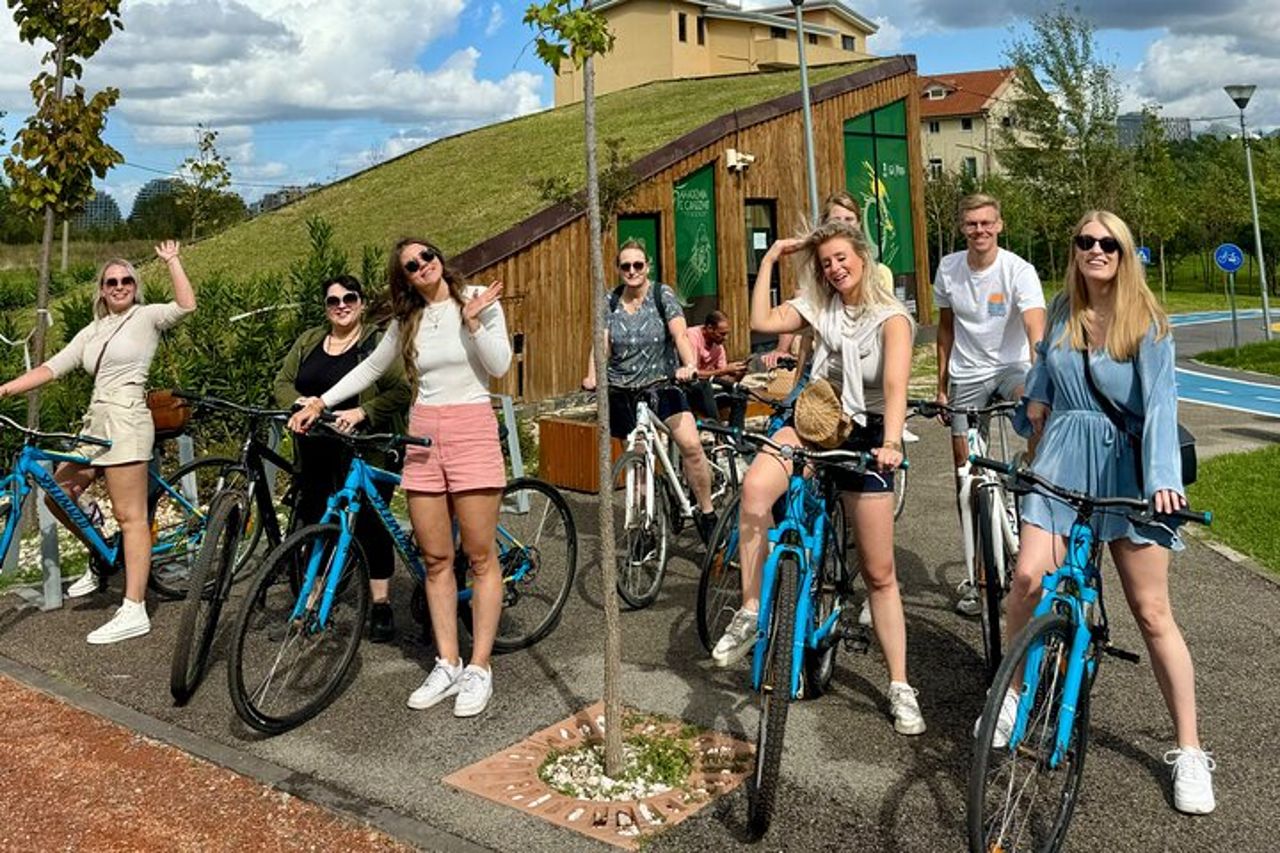 Tour in bicicletta o e-bike Tirana : Highlights & Grand Park Ciclo Guidato — 4