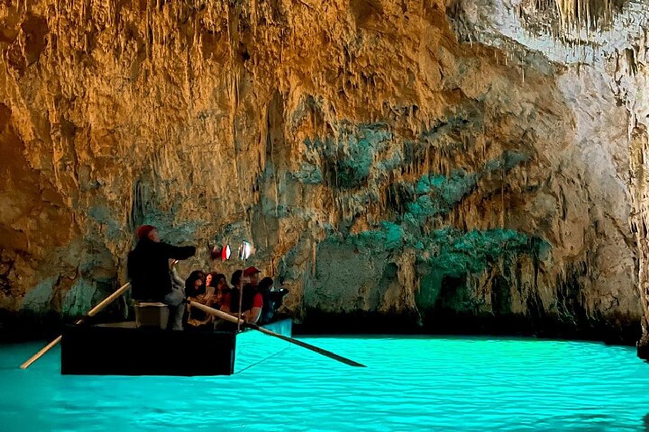 Visita le grotte marine della Costiera Amalfitana — 2