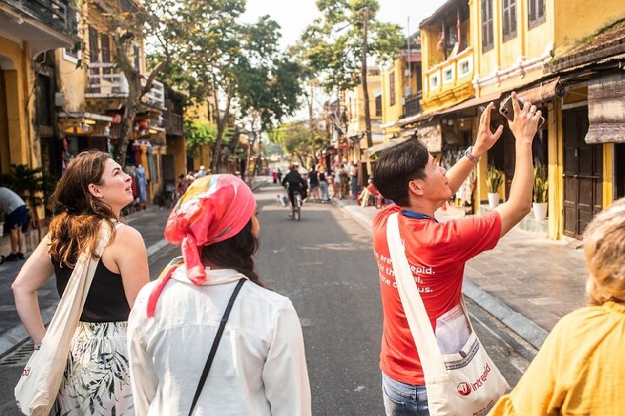 Hoi An al tramonto: autentico tour locale dello street food — 4