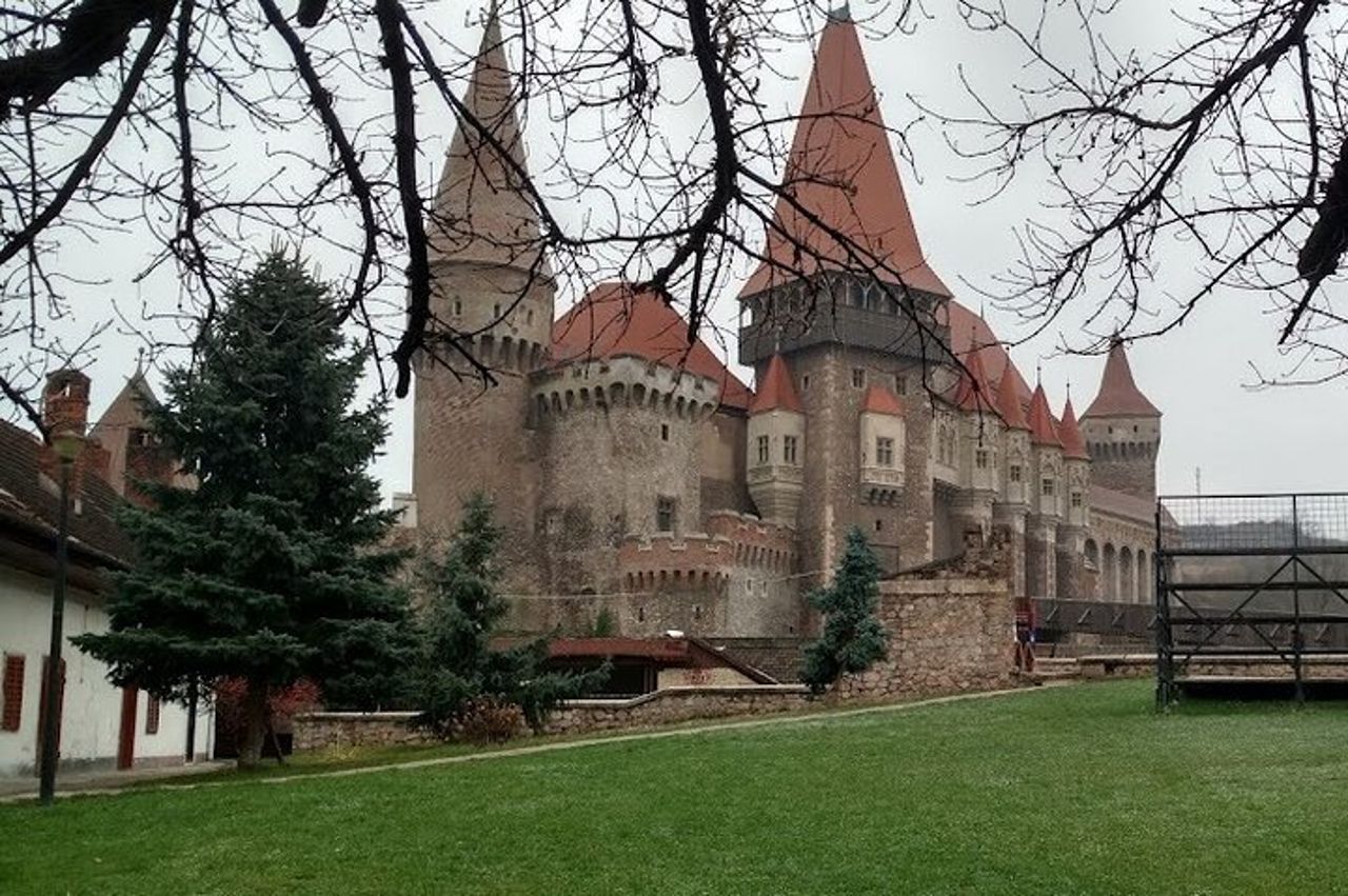 Scopri il Castello di Corvin a Hunedoara e la Fortezza di Deva