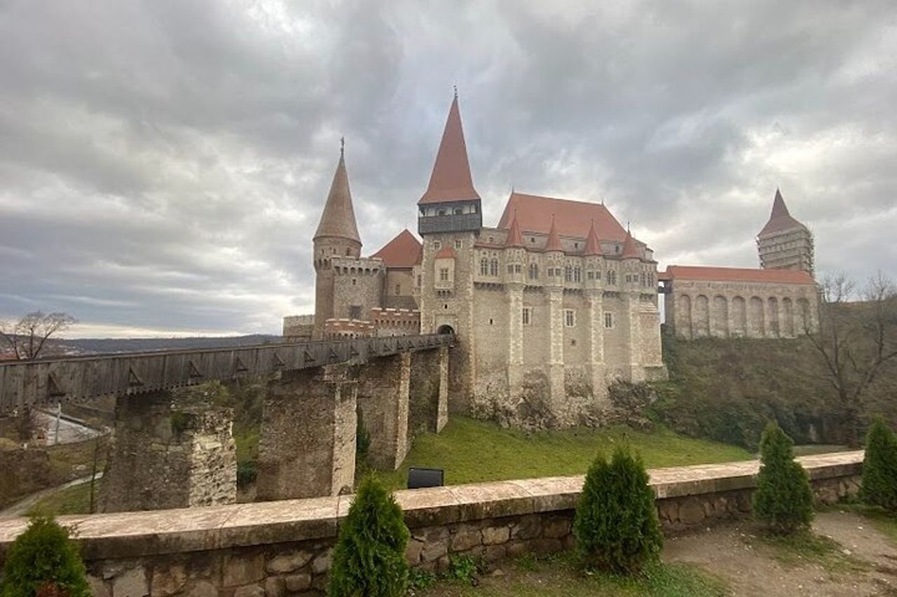 Scopri il Castello di Corvin a Hunedoara e la Fortezza di Deva — 3