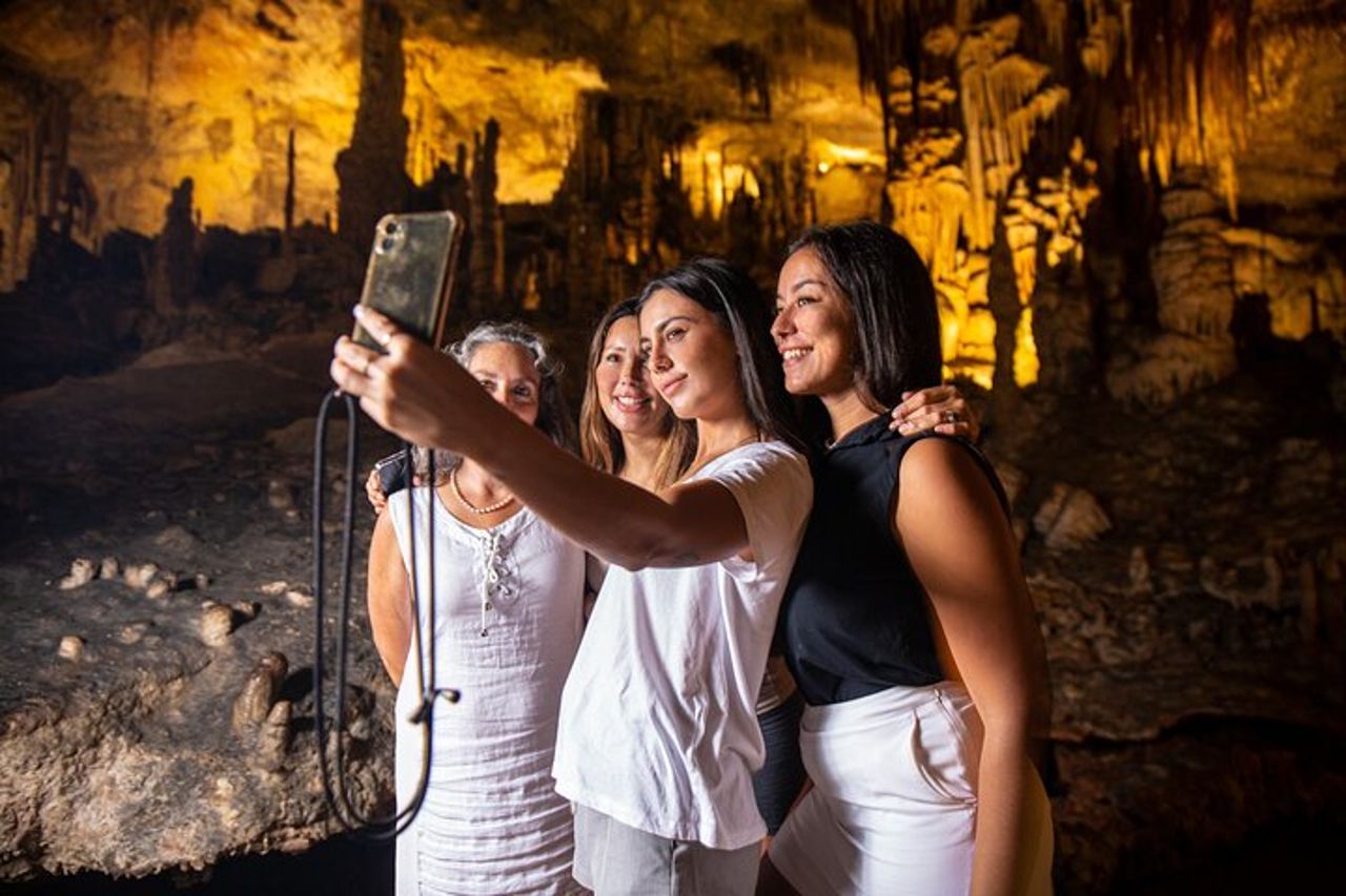Grotte di Drach Tour di mezza giornata con giro in battello e concerto di musica — 9