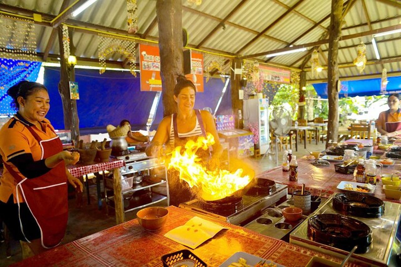 La migliore lezione di cucina presso la Thai Charm Cooking School di Krabi