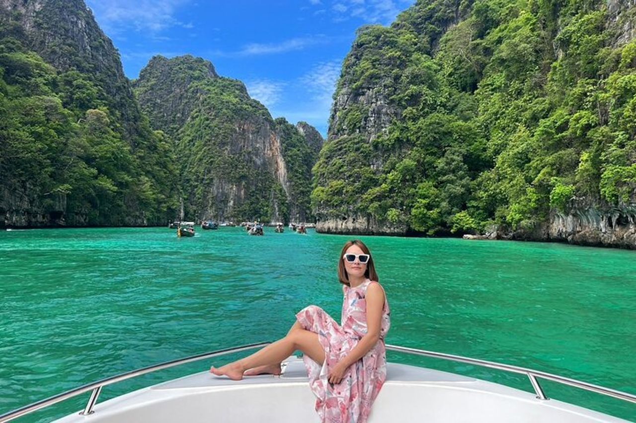 Tour di un giorno di Phi Phi, Maya e Bamboo Islands in motoscafo a Krabi — 7