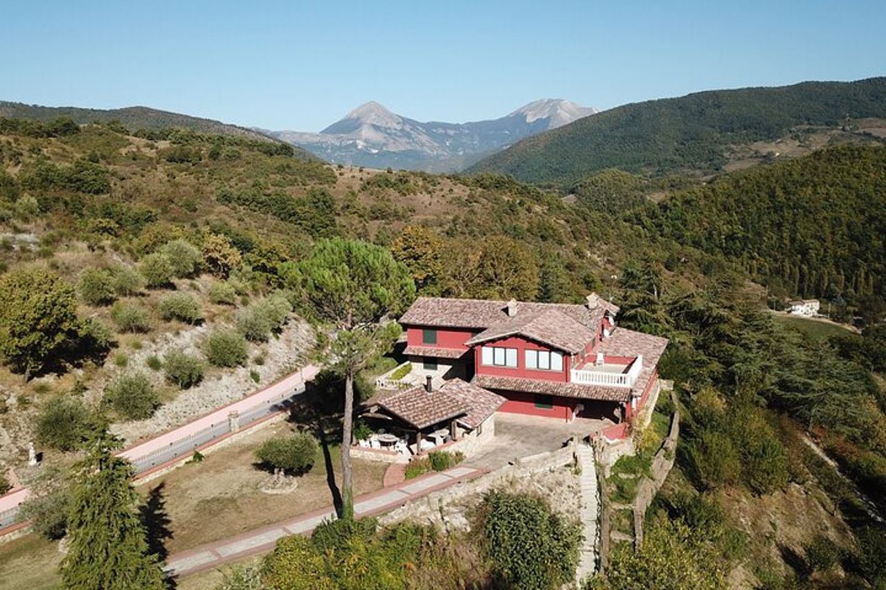 Sapori di Gubbio: Degustazioni Di Salumi Di Suino Nero Brado — 6