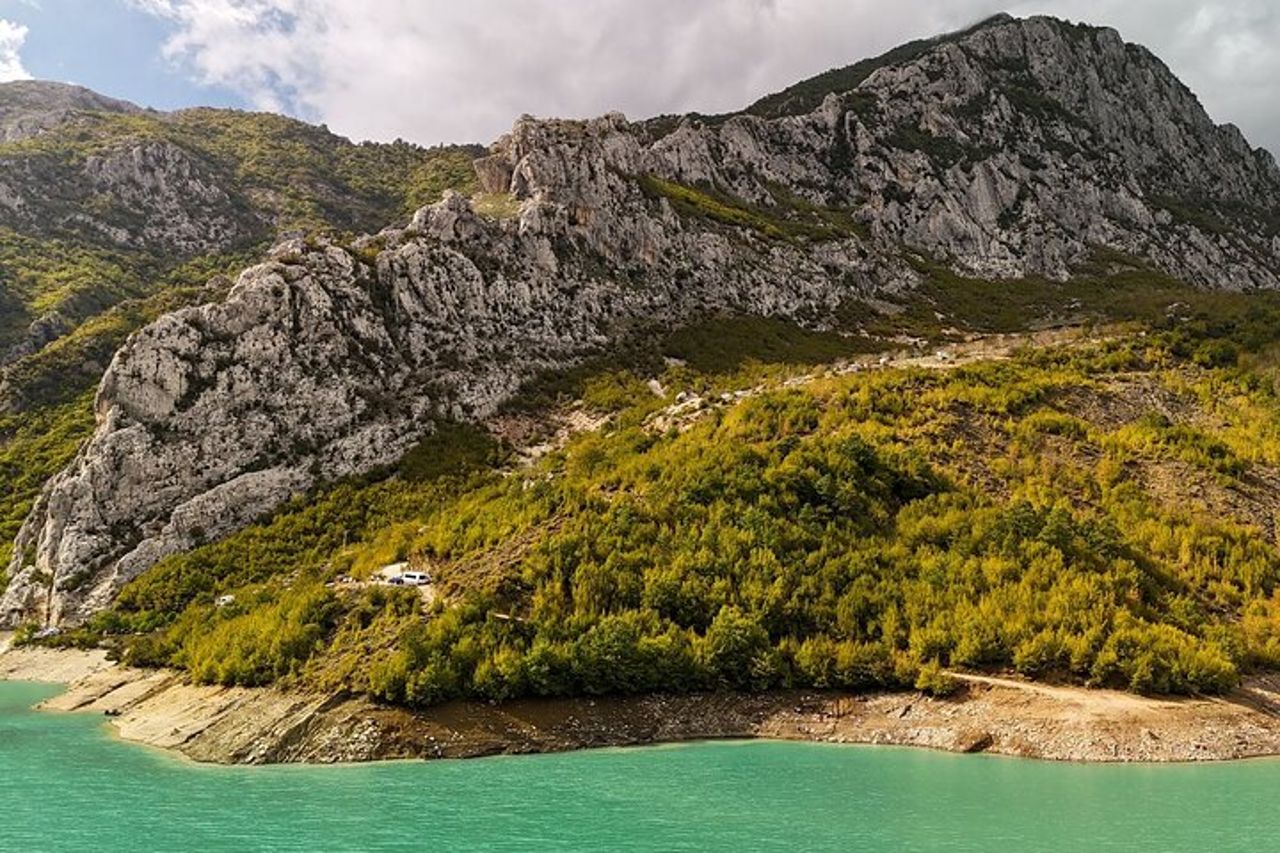 Da Tirana - Tour a piedi al Lago di Bovilla e Monte Gamti — 6
