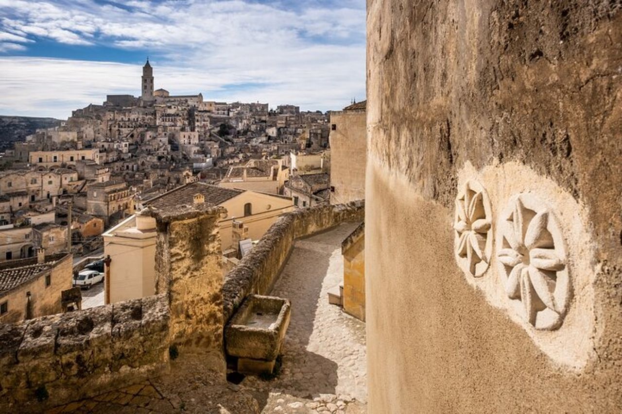 Tour guidato per piccoli gruppi di Matera e Alberobello da Bari — 2