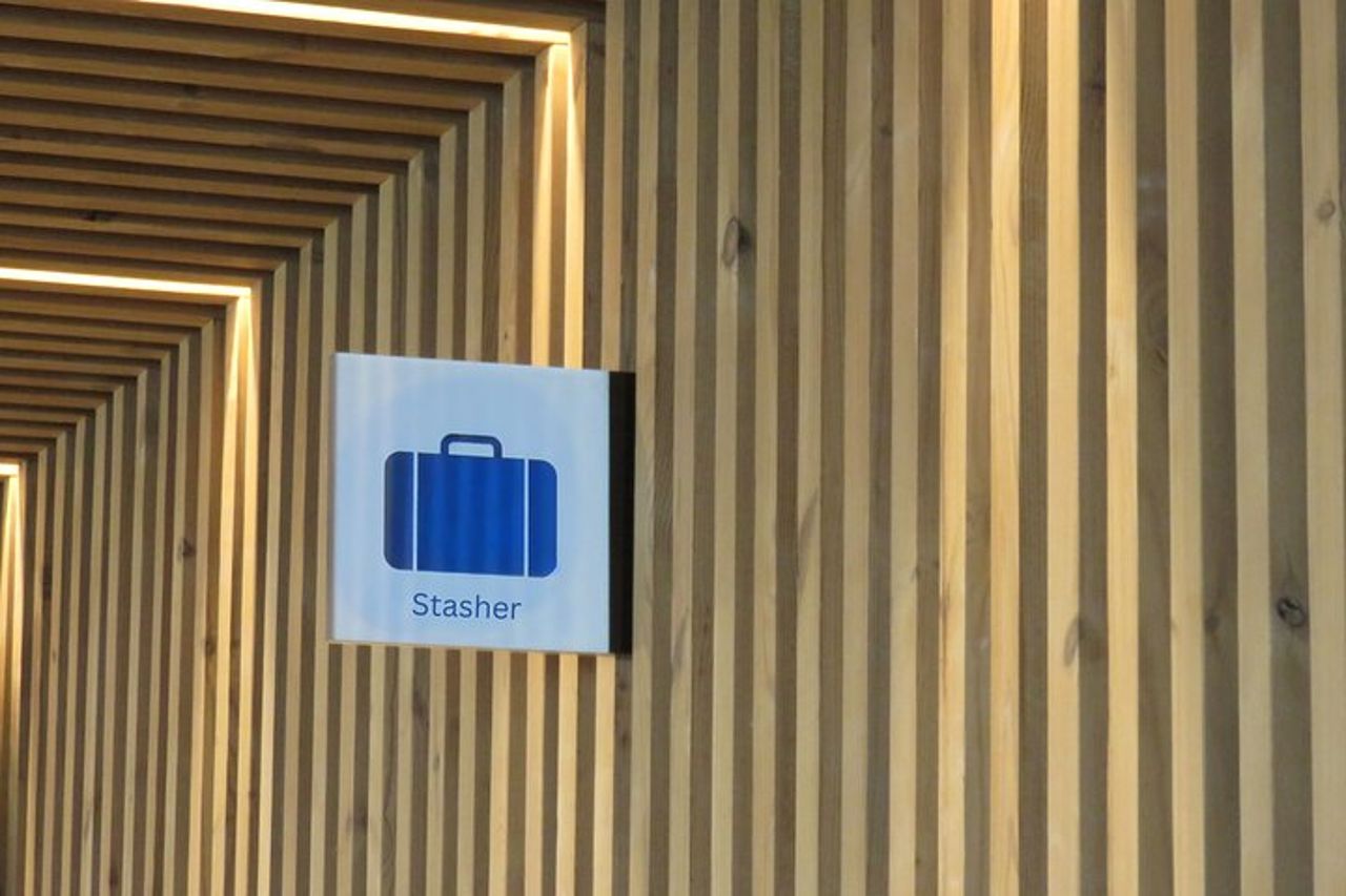 Londra : Deposito bagagli — 8
