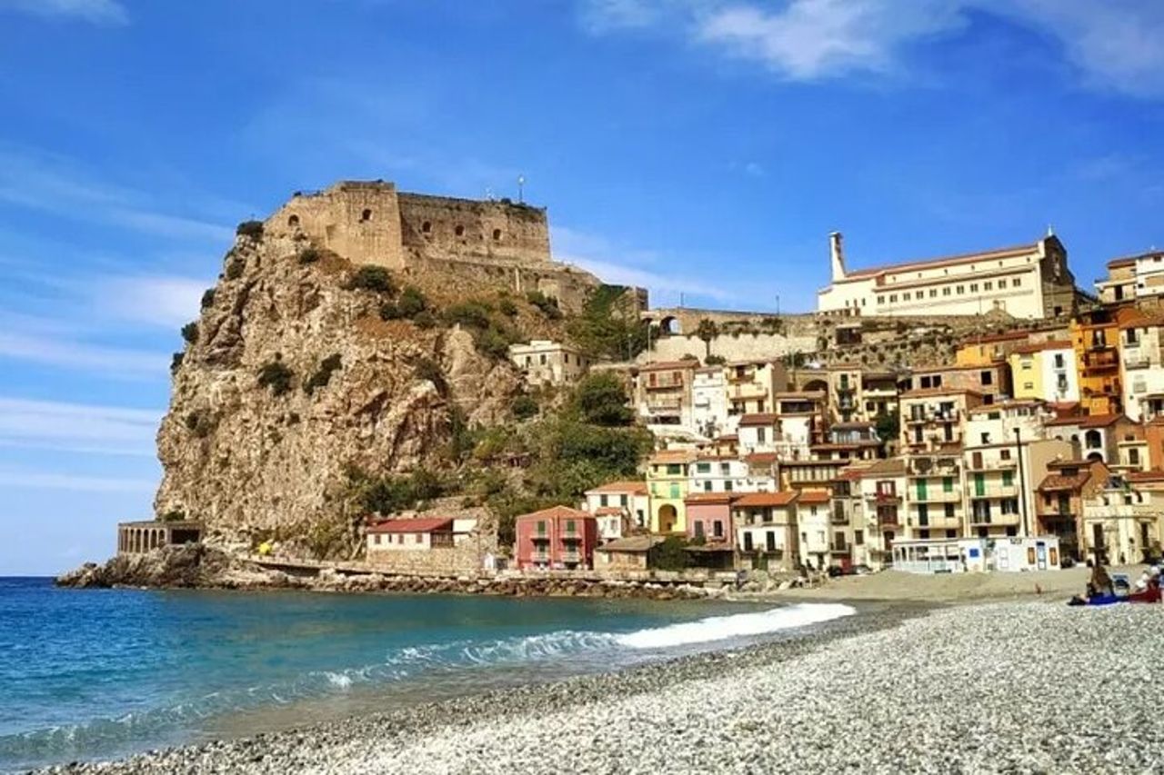 Guida Turistica di Scilla Tra miti e leggende — 2
