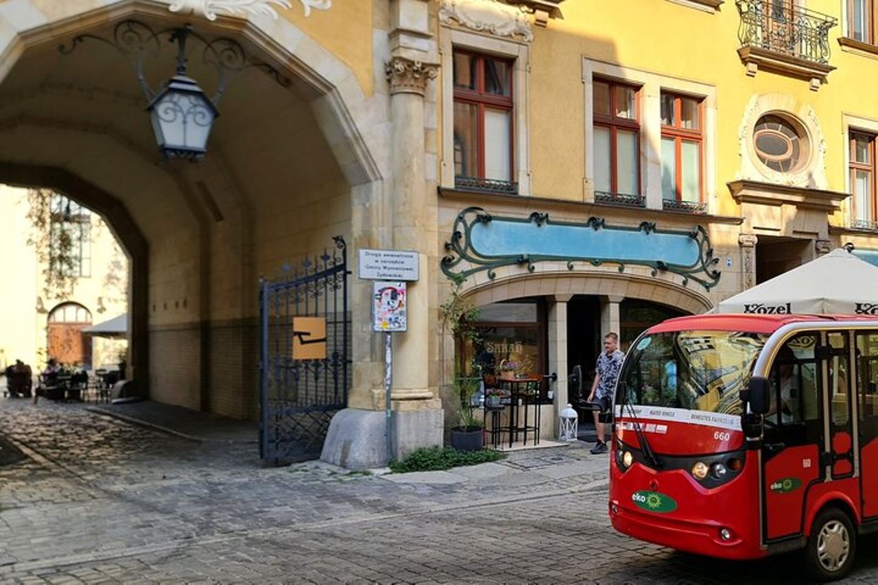 Tour di Breslavia con autobus elettrico, 2 ore (guida inglese) 5-13 persone — 3