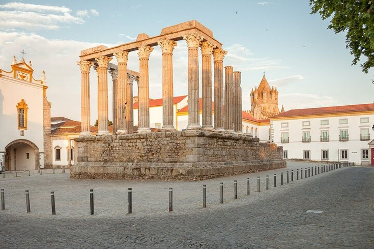 Tour privato del vino di Évora e Monsaraz