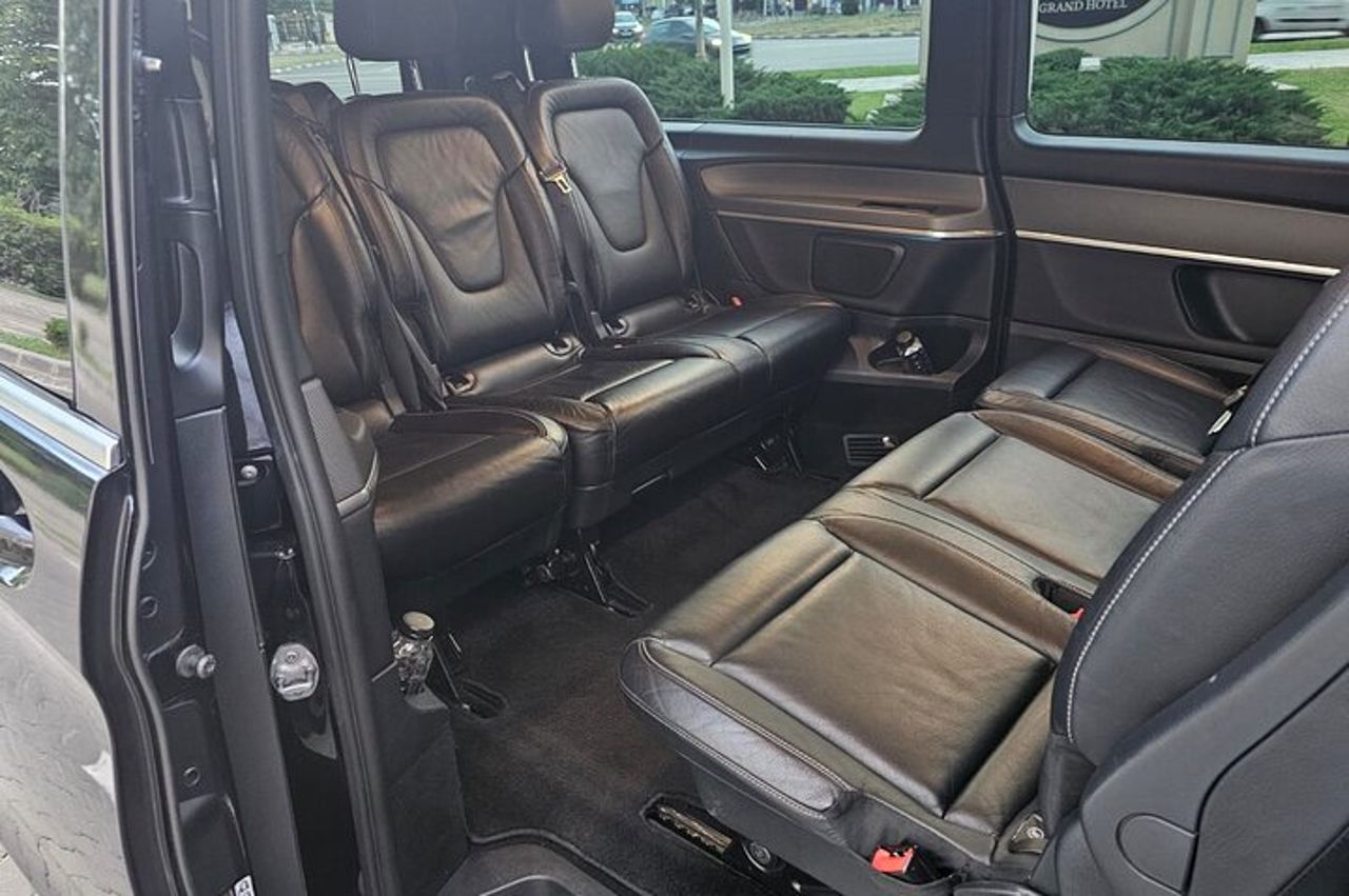 Trasferimento Aeroporto Bucarest – Mercedes V Classe privata — 6