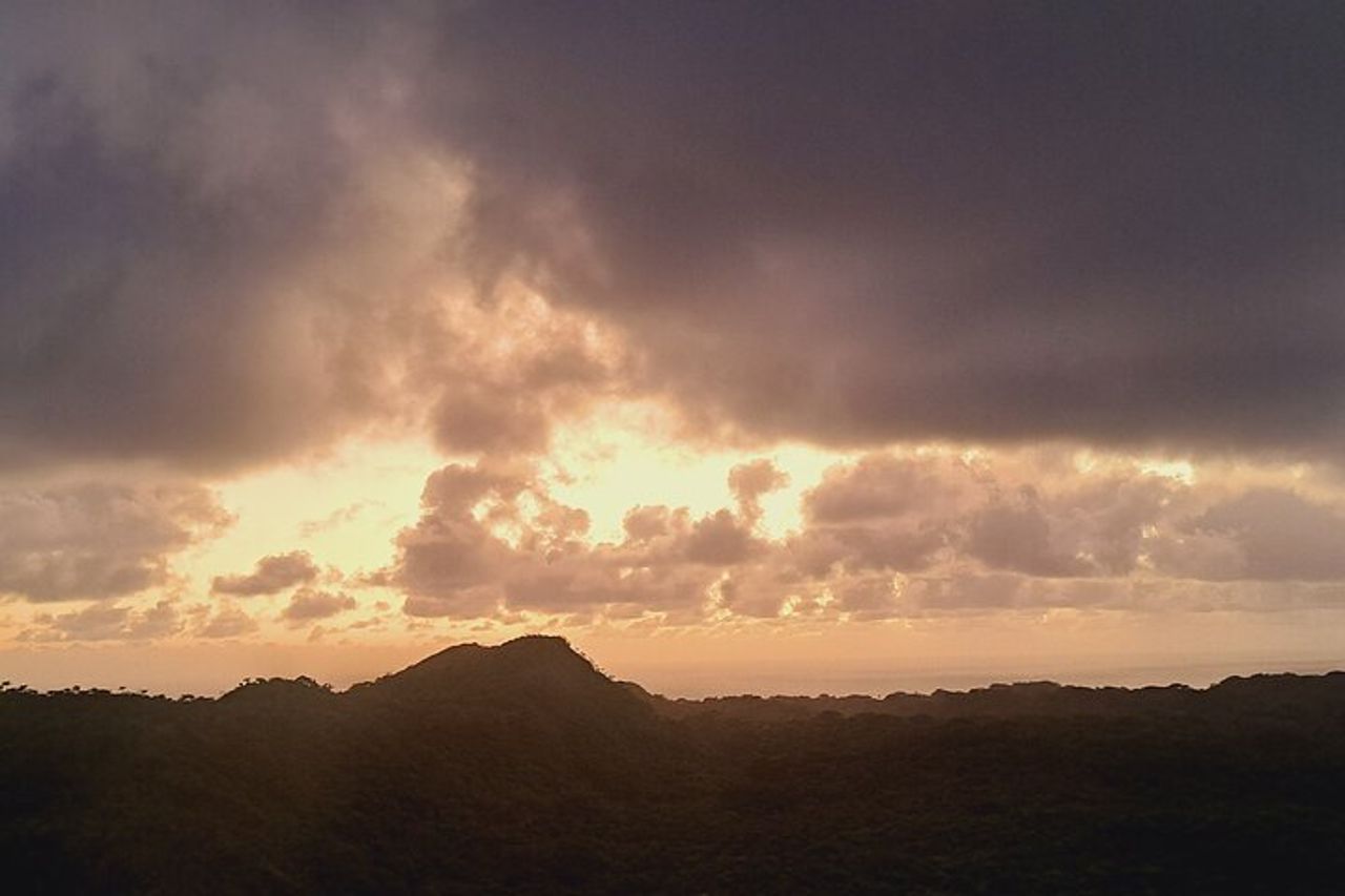 Tour privato all'alba sul vulcano Mt Yasur con guida — 4