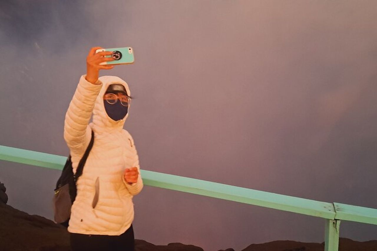Tour privato all'alba sul vulcano Mt Yasur con guida — 9