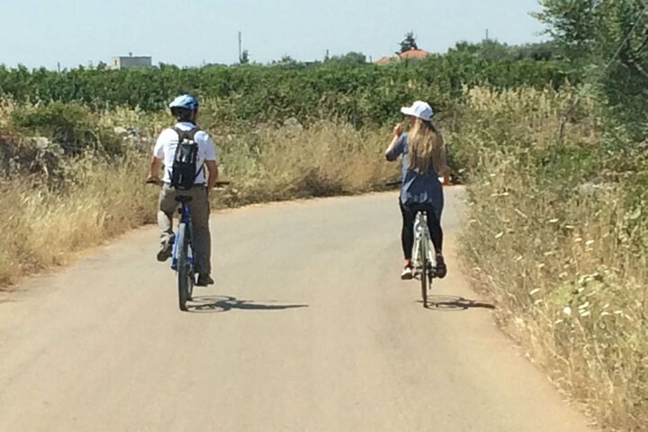 Esplorando le campagne di Conversano e i suoi monumenti in E bike — 6