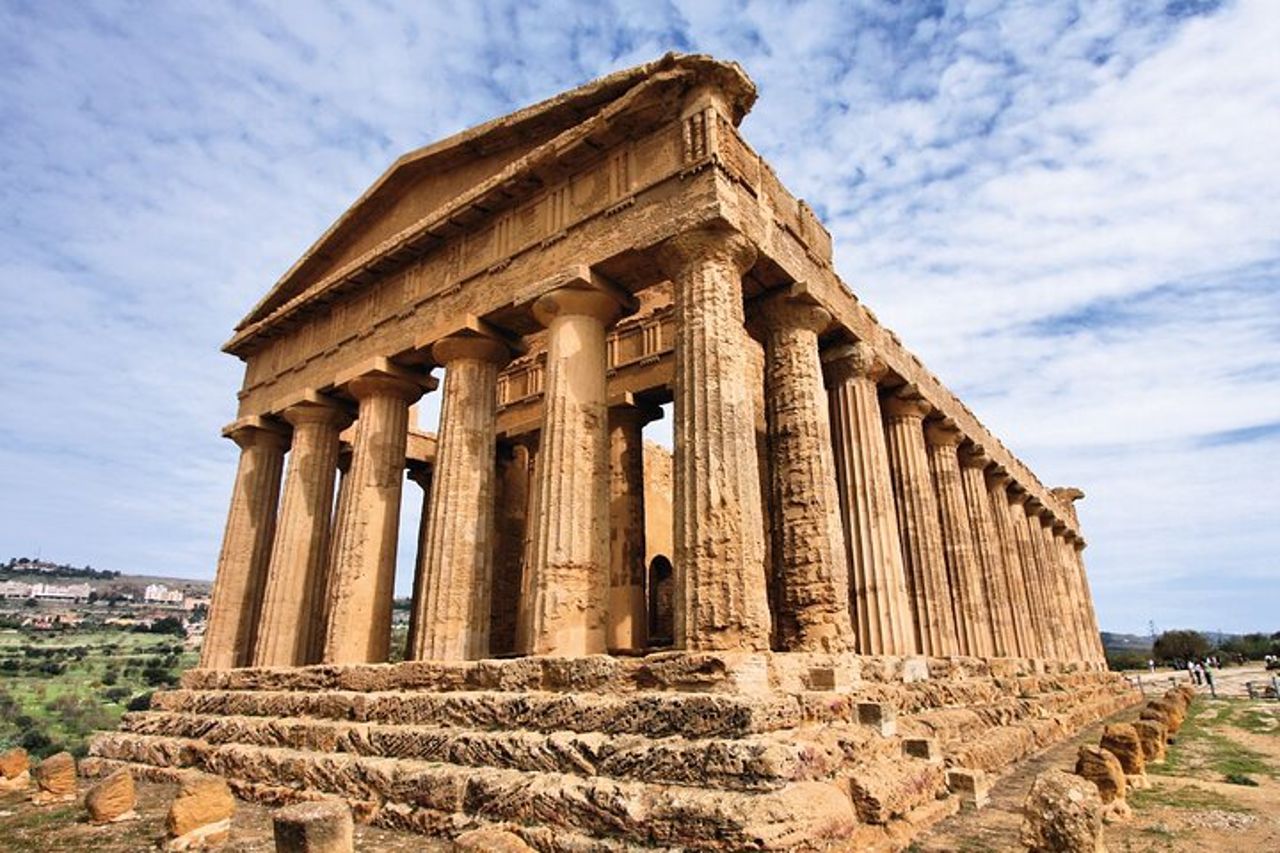 Tour a piedi di Agrigento con audio e guida scritta di un locale