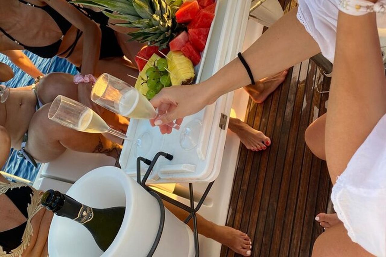 Tour privato in barca a vela — 9