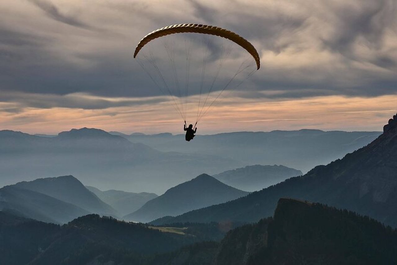 Palampur e Bir Tour, giardini del tè, avventure e parapendio — 8