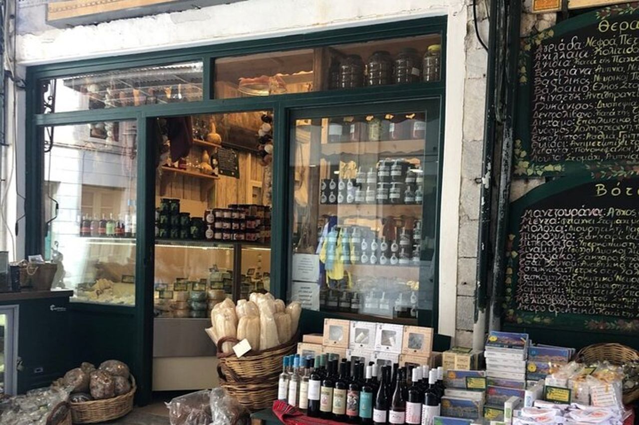 Tour privato per piccoli gruppi a Syros — 6