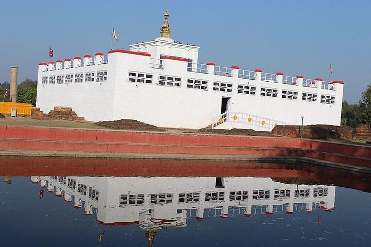 Tour Lumbini di un'intera giornata con prelievo e consegna dall'aeroporto — 5