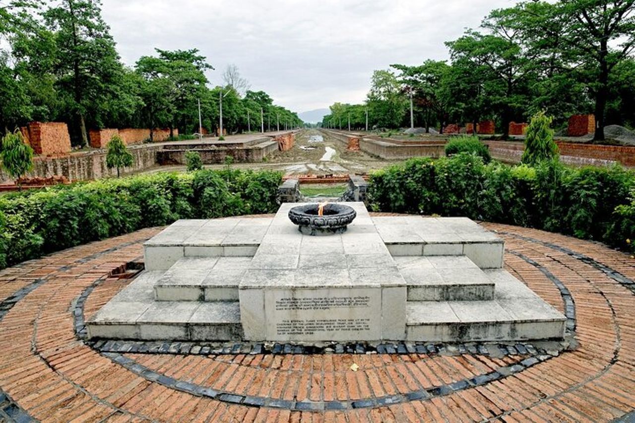 Tour Lumbini di un'intera giornata con prelievo e consegna dall'aeroporto — 7