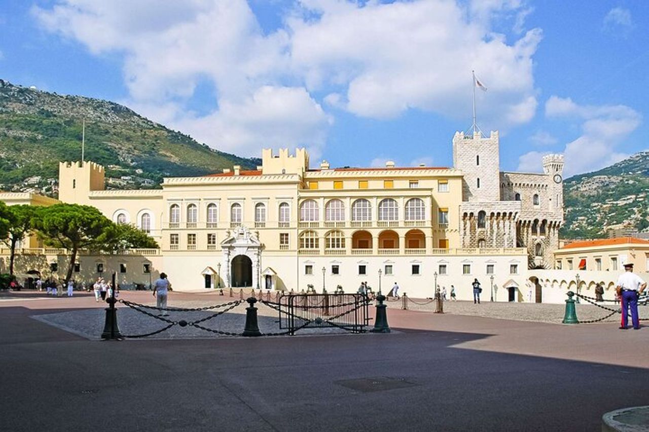 Tutte le attrazioni del Principato di Monaco dal Porto Crociere — 3