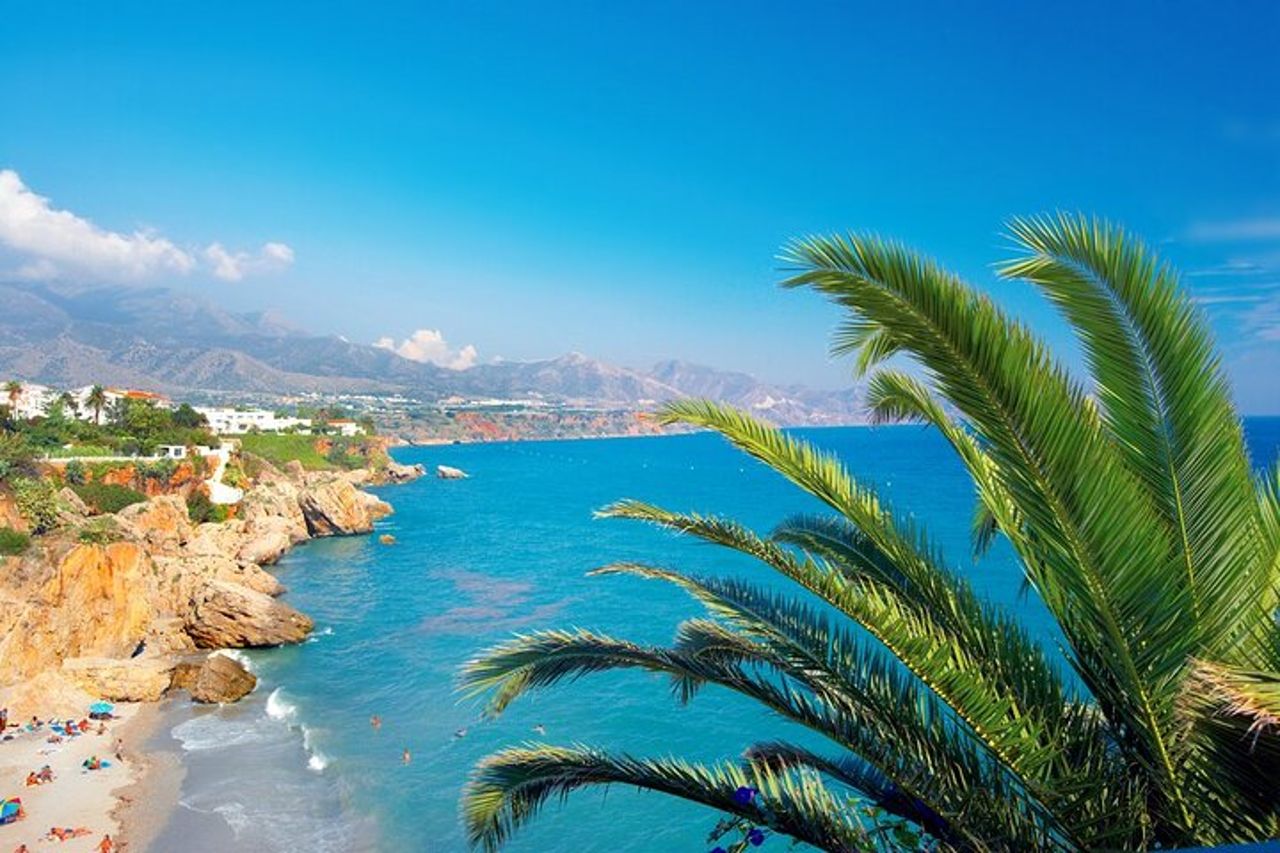 Tour privato di Frigiliana, Grotta di Nerja e Balcone d'Europa — 3