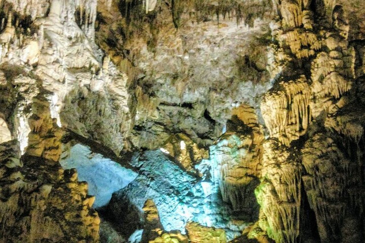 Tour privato di Frigiliana, Grotta di Nerja e Balcone d'Europa — 7