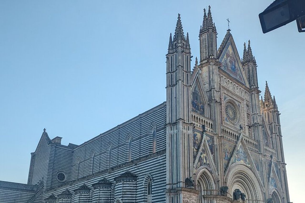 Orvieto & Civita E-Bike Tour con trasferimento privato VIP da Roma — 8